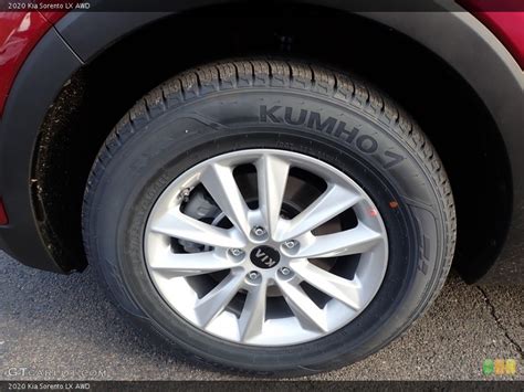 2020 Kia Sorento tire and wheel sizes